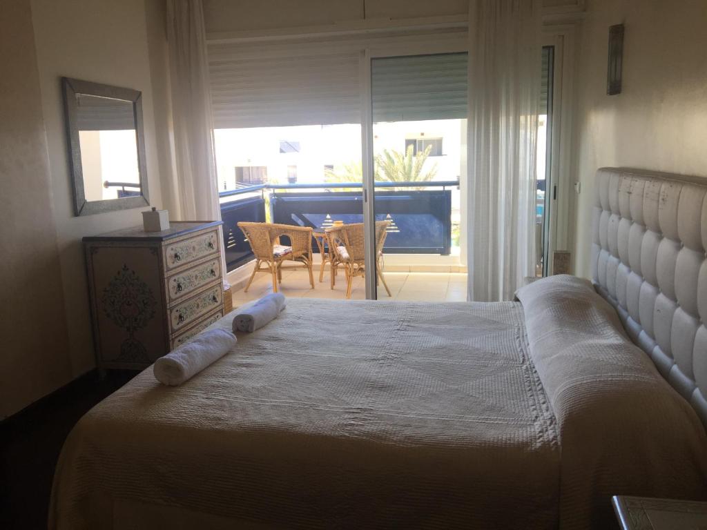 Pool and Sea View Beach Apartment - image 3