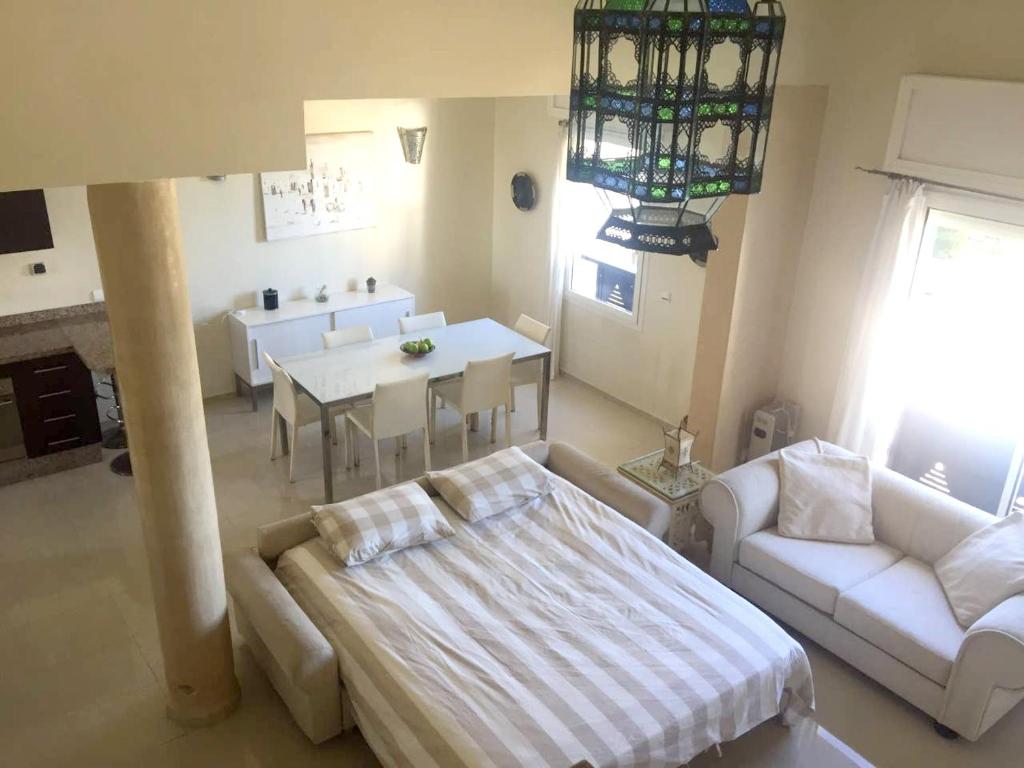 Apartment with one bedroom in Essaouira with wonderful sea view shared pool furnished terrace 100 m from the beach - image 2
