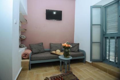 Riad Nakhla - image 25
