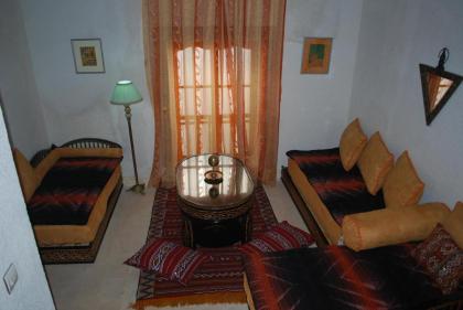 Riad Arambys - image 26