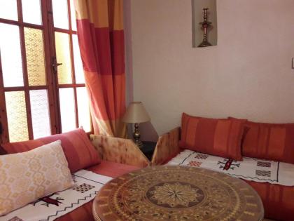 Riad Arambys - image 30