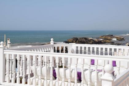 Riad Saltana - image 1
