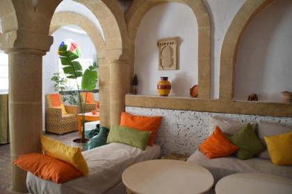 Riad Saltana - image 13