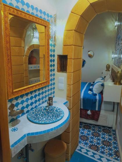 Riad Milal - image 27