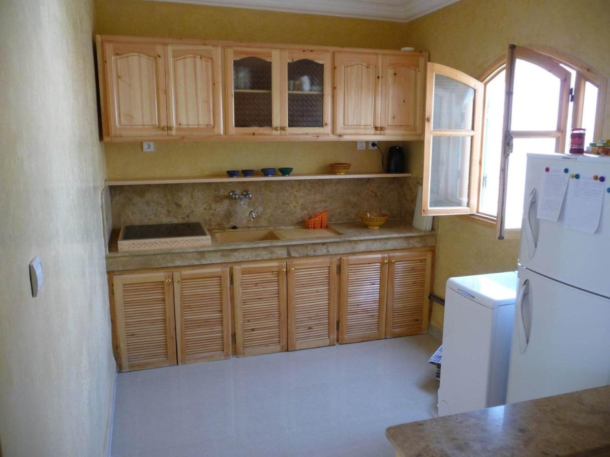 Complete apartment with terrace and fireplace - image 2
